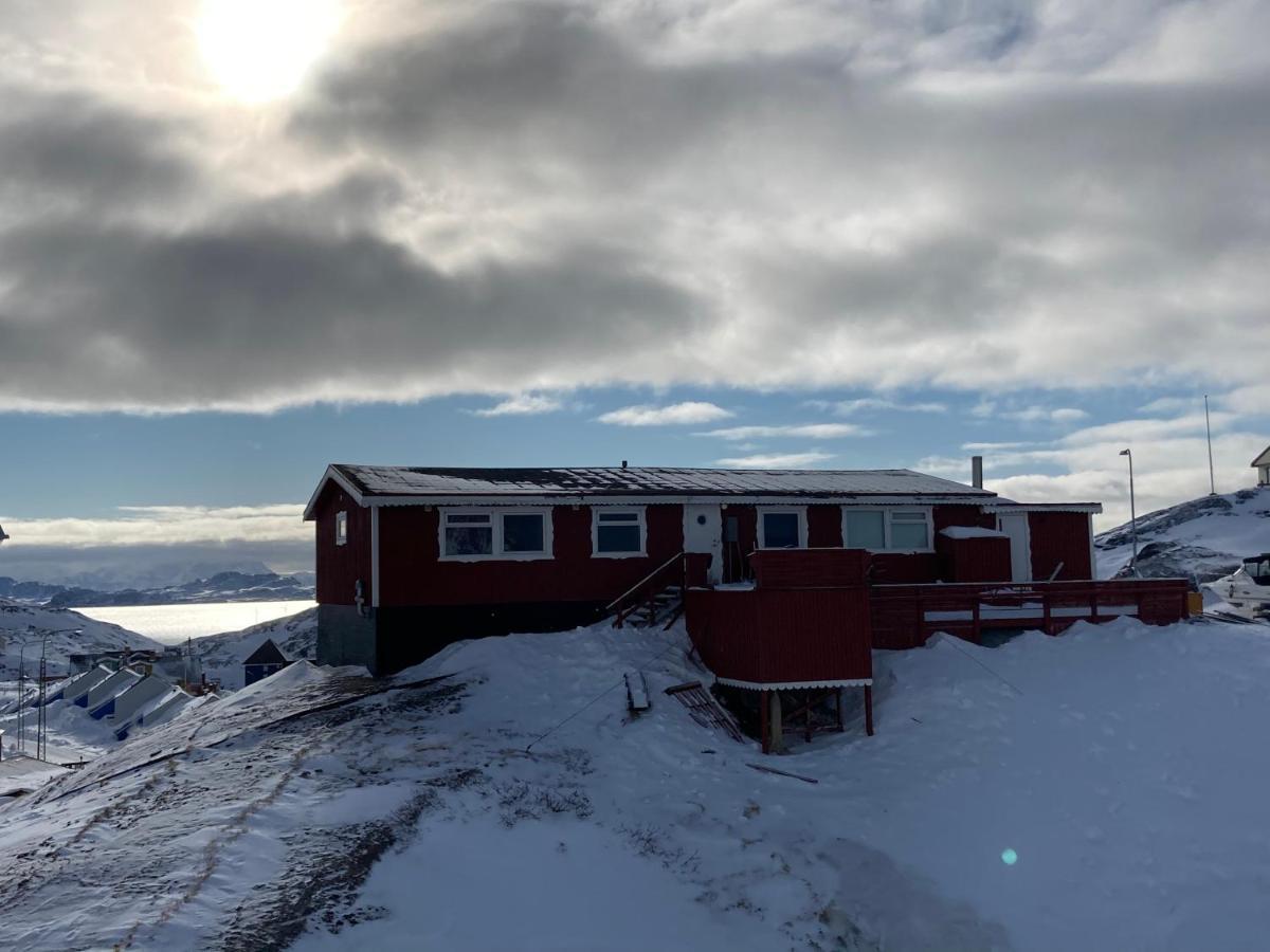 Isi4U Hostel Sisimiut Eksteriør billede