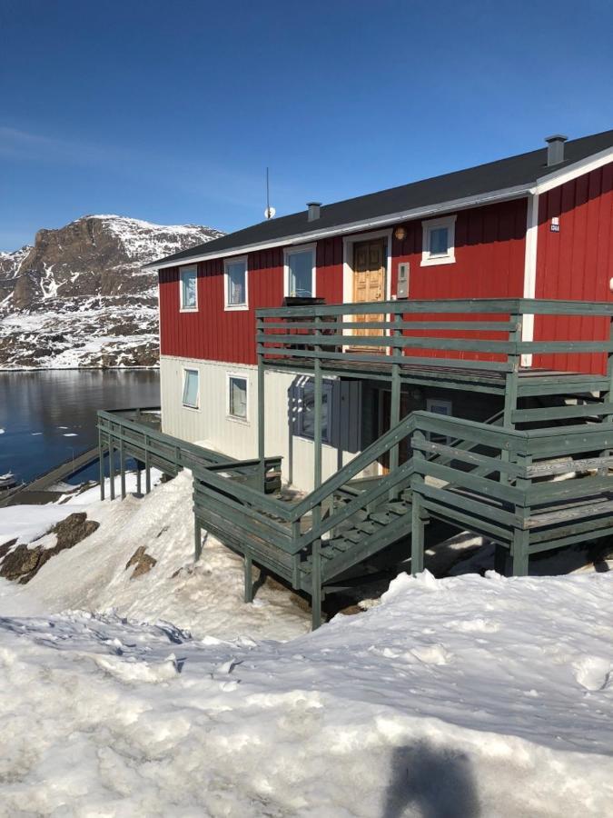 Isi4U Hostel Sisimiut Eksteriør billede